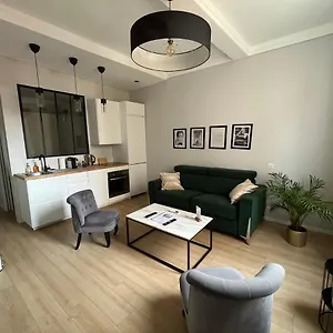 Nouveau Loft: Vieille-ville, Musée Picasso, Marché Appartamento Antibes